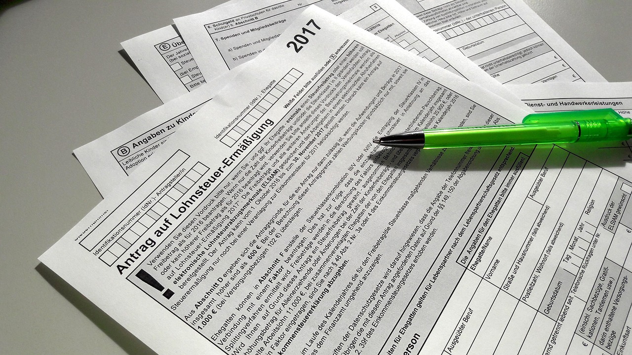 Best AI Expense Tracking Apps for Self-Employed