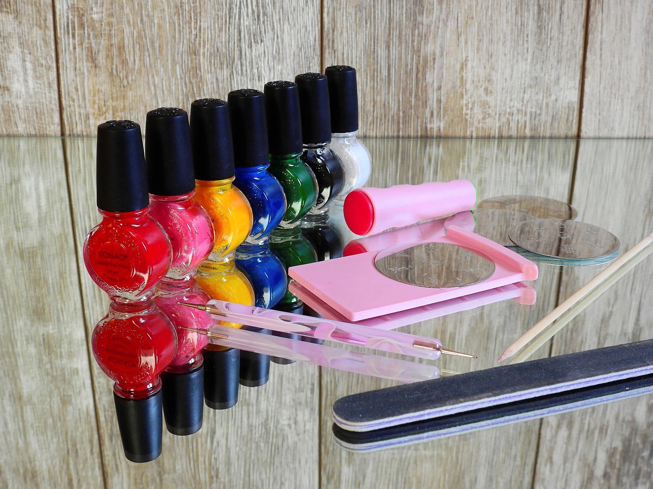 Cool Blue Nail Designs to Try Now